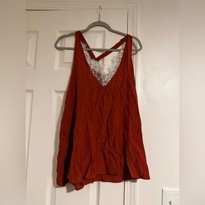 Women’s flowy tank top